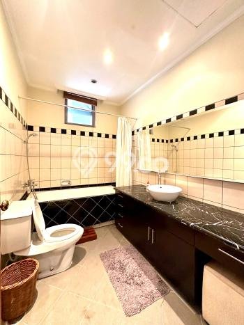 Hunian Apartemen High-Class untuk Dijual di Jakarta Selatan dengan 4 BR & 3 Kamar Mandi Hunian Apartemen High-Class untuk Dijual di Jakarta Selatan dengan 4 BR & 3 Kamar Mandi