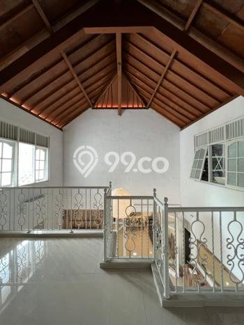 Ready to Use! Premium House LT 360m2 Desain Modern di Lebak Bulus Ready to Use! Premium House LT 360m2 Desain Modern di Lebak Bulus