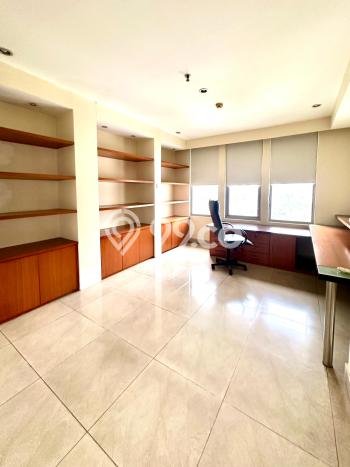 Hunian Apartemen High-Class untuk Dijual di Jakarta Selatan dengan 4 BR & 3 Kamar Mandi Hunian Apartemen High-Class untuk Dijual di Jakarta Selatan dengan 4 BR & 3 Kamar Mandi