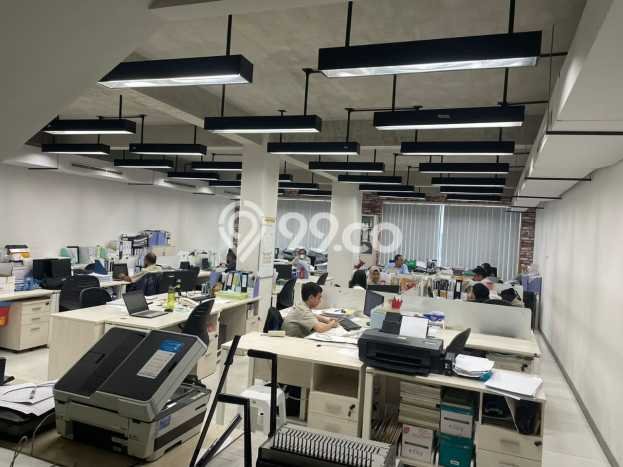 Ruko Dijual di Kelapa Gading LT 144m2, LB 540m2 untuk Investasi Ruko Dijual di Kelapa Gading LT 144m2, LB 540m2 untuk Investasi