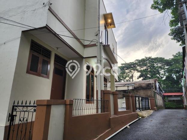 Rumah Luas Asri 3 KT Siap Huni di Lenteng Agung Jakarta Selatan Rumah Luas Asri 3 KT Siap Huni di Lenteng Agung Jakarta Selatan