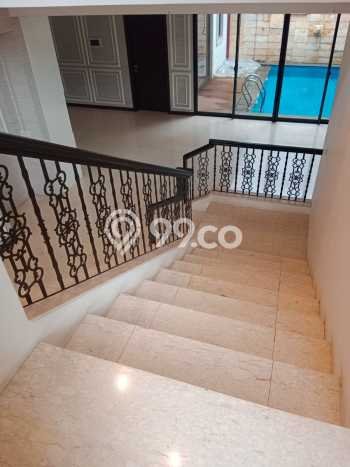Rumah Elit LB 250m2 Siap Pakai Desain Elegan di BSD City, Tangerang Rumah Elit LB 250m2 Siap Pakai Desain Elegan di BSD City, Tangerang