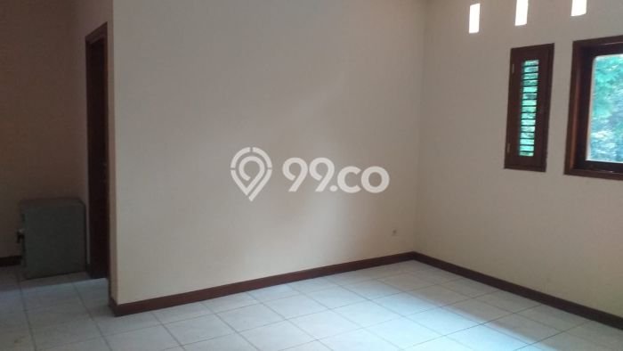 Rumah Elit LB 290m2 Siap Pakai Desain Elegan di Lebak Bulus, Jakarta Selatan Rumah Elit LB 290m2 Siap Pakai Desain Elegan di Lebak Bulus, Jakarta Selatan