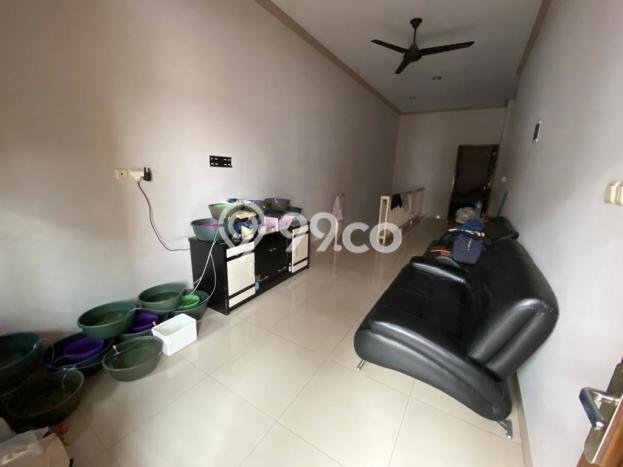 Rumah Luas Asri 5 KT Siap Pakai di Poris Tangerang Rumah Luas Asri 5 KT Siap Pakai di Poris Tangerang