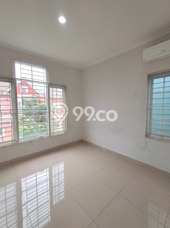 For Sale Hunian Rumah Terawat 4 KT di Gading Serpong, Tangerang For Sale Hunian Rumah Terawat 4 KT di Gading Serpong, Tangerang