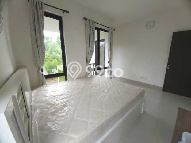 Rumah Modern 2 KT LT 232m2 di Harapan Indah Rumah Modern 2 KT LT 232m2 di Harapan Indah