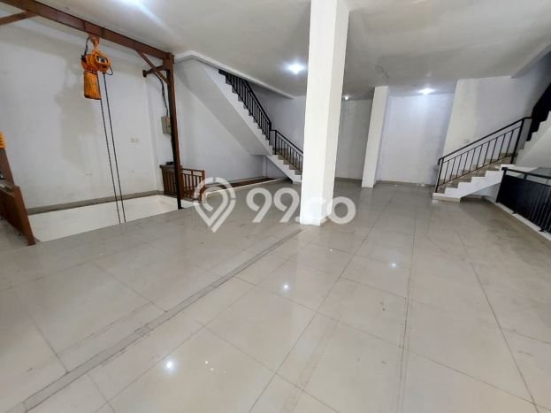Gudang Siap Pakai Kawasan Harapan Indah, Luas 360m², Area Komersial, Jalan Mudah Gudang Siap Pakai Kawasan Harapan Indah, Luas 360m², Area Komersial, Jalan Mudah