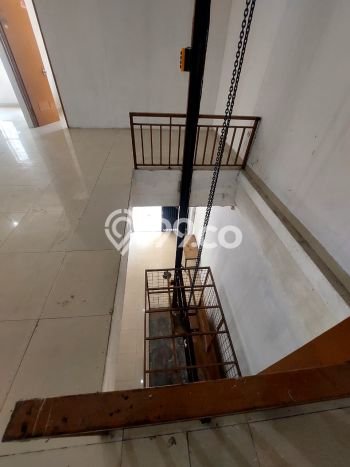 Gudang Siap Pakai Kawasan Harapan Indah, Luas 360m², Area Komersial, Jalan Mudah Gudang Siap Pakai Kawasan Harapan Indah, Luas 360m², Area Komersial, Jalan Mudah