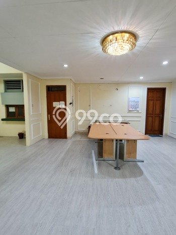 Ready to Use! Luxury House LT 251m2 Desain Modern di Senopati Ready to Use! Luxury House LT 251m2 Desain Modern di Senopati