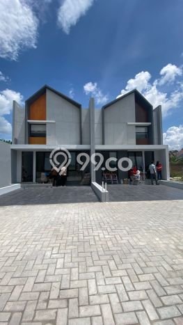 Rumah Minimalis 2 KT LT 78m2 di Mayang Rumah Minimalis 2 KT LT 78m2 di Mayang