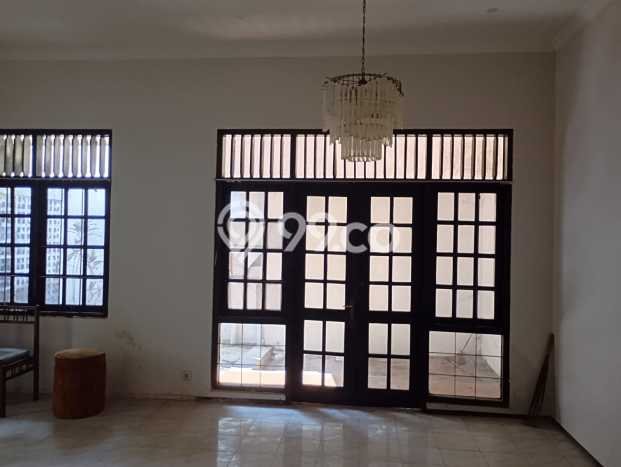 Rumah Strategis Modern Lb 130m2 di Jajar, Solo Rumah Strategis Modern Lb 130m2 di Jajar, Solo