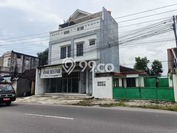 Gudang Dijual di mojosongo Solo dengan Luas Bangunan 850m2 Gudang Dijual di mojosongo Solo dengan Luas Bangunan 850m2