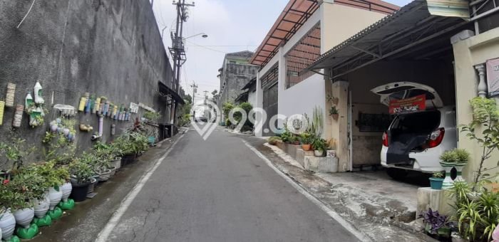 Tanah Dijual Lokasi Strategis di Surakarta dengan Luas 688m2 Tanah Dijual Lokasi Strategis di Surakarta dengan Luas 688m2