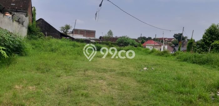 Tanah Dijual Lokasi Strategis di Surakarta dengan Luas 688m2 Tanah Dijual Lokasi Strategis di Surakarta dengan Luas 688m2