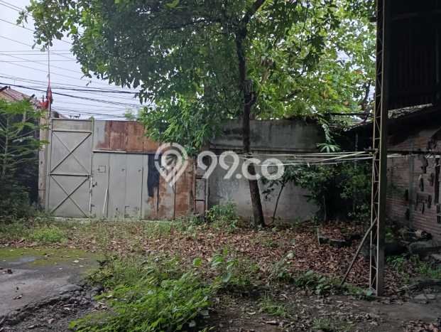 Unit Gudang Dijual di Nusukan Solo Luas Bangunan 1100m2 Unit Gudang Dijual di Nusukan Solo Luas Bangunan 1100m2