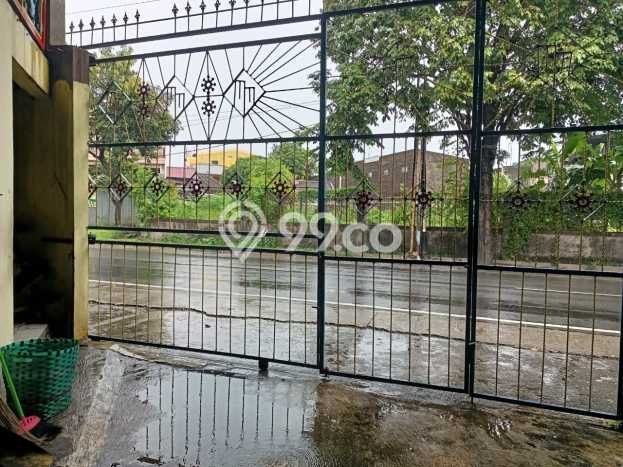 Rumah Eksklusif Siap Huni LT 570m2 di Nusukan, Solo Rumah Eksklusif Siap Huni LT 570m2 di Nusukan, Solo
