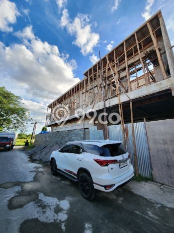Best Deal Hunian Mewah Ideal dan Luas di Banyuanyar, Solo Best Deal Hunian Mewah Ideal dan Luas di Banyuanyar, Solo