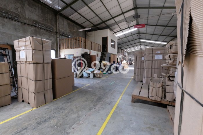 FOR SALE! Gudang di Gatak Sukoharjo, LT 1620m2, LB 1398m2 FOR SALE! Gudang di Gatak Sukoharjo, LT 1620m2, LB 1398m2