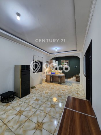 Rumah Elit Modern Tanpa Renovasi di Rawamangun Jakarta Timur Rumah Elit Modern Tanpa Renovasi di Rawamangun Jakarta Timur