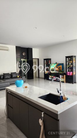 Rumah Luxury Modern Tanpa Renovasi di Sunter Jakarta Utara Rumah Luxury Modern Tanpa Renovasi di Sunter Jakarta Utara