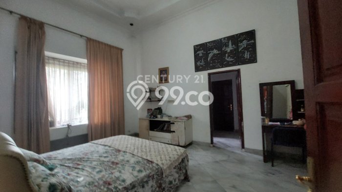 Jual Rumah Luas Elegan Dengan View Cantik di Cipinang, Jakarta Timur Jual Rumah Luas Elegan Dengan View Cantik di Cipinang, Jakarta Timur