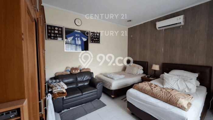 Rumah Elit Modern Tanpa Renovasi di Pulomas Jakarta Timur Rumah Elit Modern Tanpa Renovasi di Pulomas Jakarta Timur