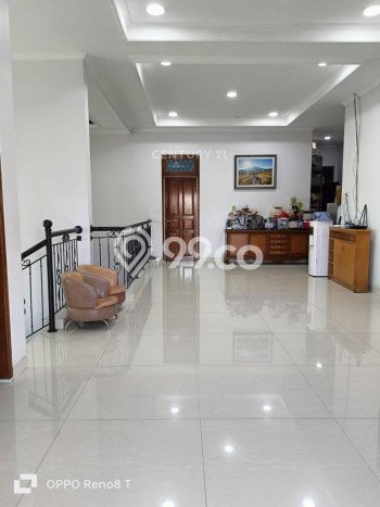 Hunian Mewah LB 440m2 Siap Pakai Desain Elegan di Cipinang, Jakarta Timur Hunian Mewah LB 440m2 Siap Pakai Desain Elegan di Cipinang, Jakarta Timur