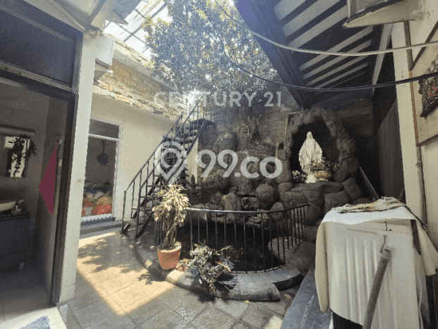 Dijual Rumah Mewah Elegan Dengan View Cantik di Rawamangun, Jakarta Timur Dijual Rumah Mewah Elegan Dengan View Cantik di Rawamangun, Jakarta Timur