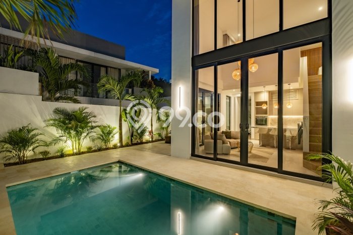 Vila Strategis Kawasan , Luas 0m2m², Kawasan Nyaman, Tersedia Vila Strategis Kawasan , Luas 0m2m², Kawasan Nyaman, Tersedia