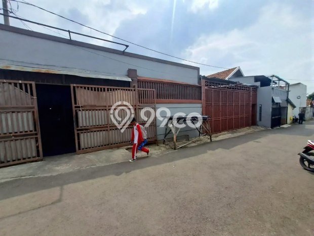 Area Ramai! Ruko Dijual di Cimahi Utara untuk Bisnis Luas Bangunan 422m2 Area Ramai! Ruko Dijual di Cimahi Utara untuk Bisnis Luas Bangunan 422m2