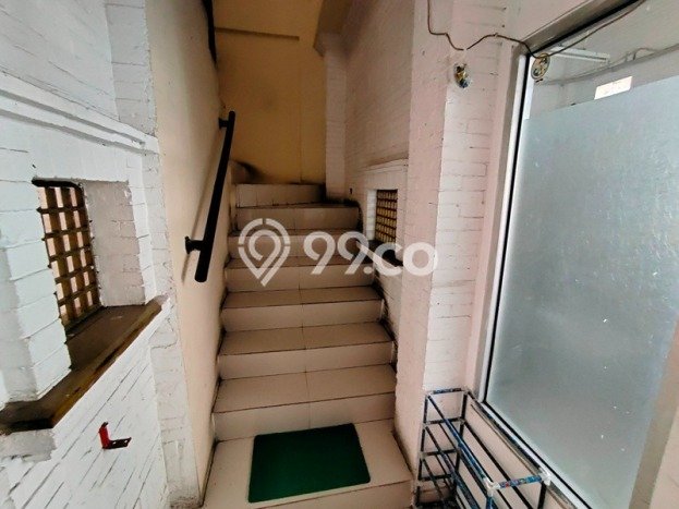 Ruko Dijual di Prime Area Bandung Luas 235m2 Ruko Dijual di Prime Area Bandung Luas 235m2