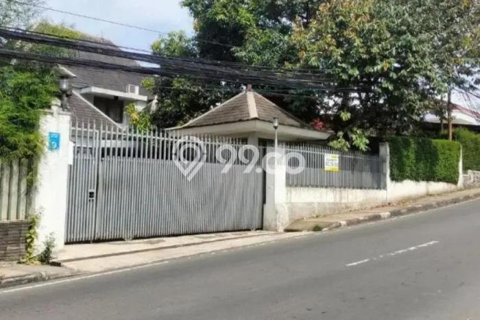 Siap Huni Hunian Elit 5 Kamar di Sukasari Dekat ke Mana Pun Siap Huni Hunian Elit 5 Kamar di Sukasari Dekat ke Mana Pun