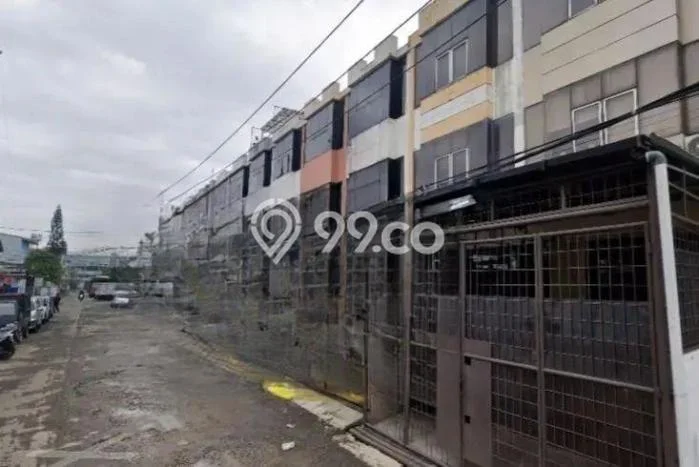 FOR SALE! Ruko di Babakan Ciparay Bandung, LT 100m2, LB 225m2 FOR SALE! Ruko di Babakan Ciparay Bandung, LT 100m2, LB 225m2