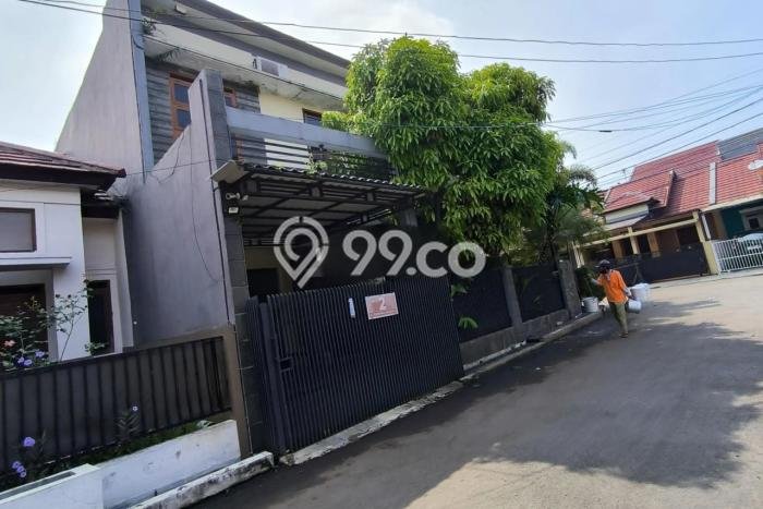 Rumah Modern Cantik 5 KT Bisa Langsung Pindah di Arcamanik Rumah Modern Cantik 5 KT Bisa Langsung Pindah di Arcamanik