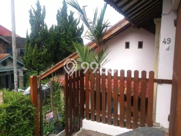 Jual Rumah Eksklusif 4 KT di Cihanjuang, Bandung Jual Rumah Eksklusif 4 KT di Cihanjuang, Bandung