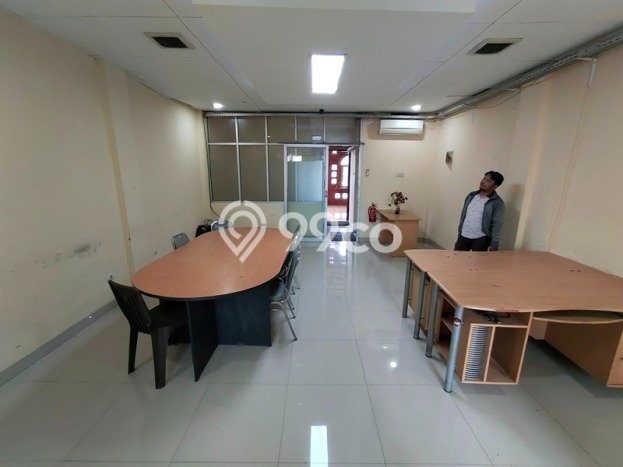 Ruko Dijual di Prime Area Bandung Luas 235m2 Ruko Dijual di Prime Area Bandung Luas 235m2