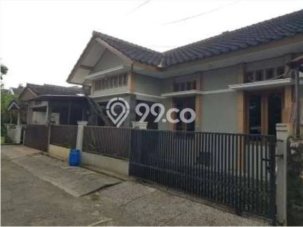 Dijual Rumah 3 Kamar Lokasi Ideal Nyaman dan Strategis di Arcamanik Dijual Rumah 3 Kamar Lokasi Ideal Nyaman dan Strategis di Arcamanik