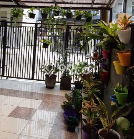 For Sale Hunian Rumah Nyaman 4 KT di Bintaro, Tangerang Selatan For Sale Hunian Rumah Nyaman 4 KT di Bintaro, Tangerang Selatan