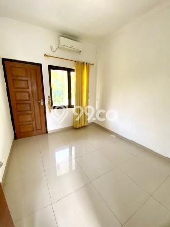 Rumah Bagus Siap Pakai Di Jagakarsa Luas 130m2 Aman Rumah Bagus Siap Pakai Di Jagakarsa Luas 130m2 Aman