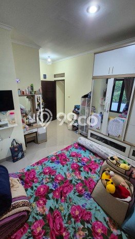 Rumah Modern Cantik 4 Kamar Siap Huni di Jagakarsa Rumah Modern Cantik 4 Kamar Siap Huni di Jagakarsa