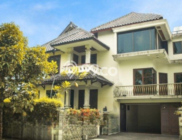 Rumah Elit LB 501m2 Siap Huni Desain Elegan di Lebak Bulus, Jakarta Selatan Rumah Elit LB 501m2 Siap Huni Desain Elegan di Lebak Bulus, Jakarta Selatan