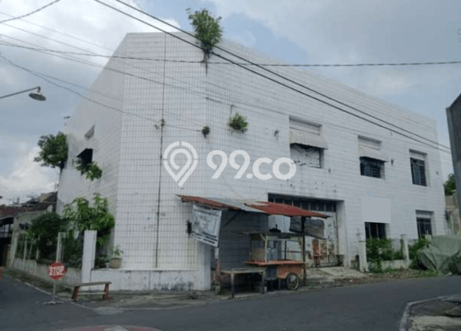 Unit Gudang Dijual di Kratonan Solo Luas Tanah 324m2, Luas Bangunan 543m2 Unit Gudang Dijual di Kratonan Solo Luas Tanah 324m2, Luas Bangunan 543m2