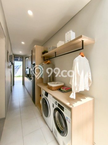 Rumah Mewah LB 186m2 Siap Pakai Desain Elegan di Bintaro, Tangerang Selatan Rumah Mewah LB 186m2 Siap Pakai Desain Elegan di Bintaro, Tangerang Selatan