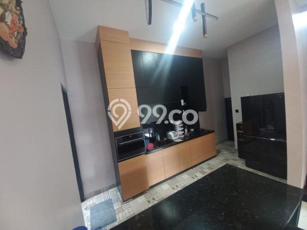 Jual Rumah Luas Elegan Dengan View Cantik di BSD, Tangerang Jual Rumah Luas Elegan Dengan View Cantik di BSD, Tangerang