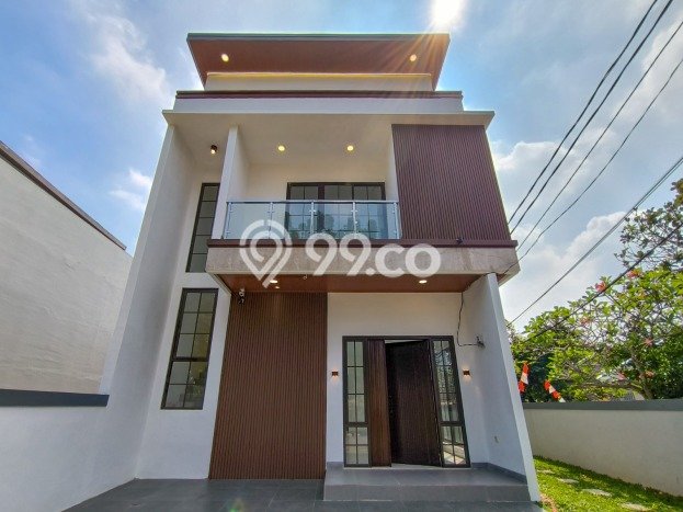 Dijual Rumah Luas Megah Dengan View Eksklusif di Bintaro, Tangerang Selatan Dijual Rumah Luas Megah Dengan View Eksklusif di Bintaro, Tangerang Selatan