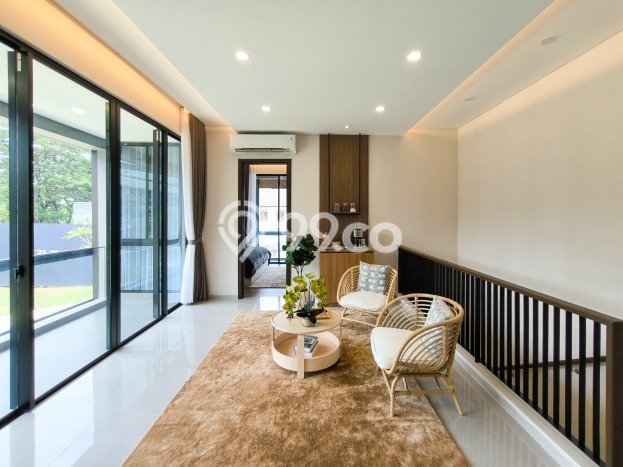 Rumah Mewah LB 186m2 Siap Pakai Desain Elegan di Bintaro, Tangerang Selatan Rumah Mewah LB 186m2 Siap Pakai Desain Elegan di Bintaro, Tangerang Selatan