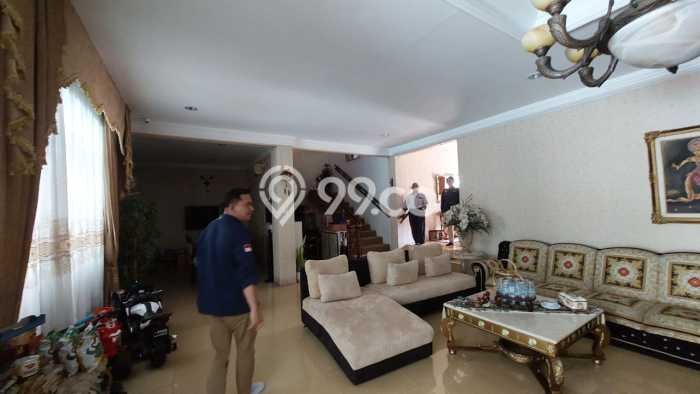 Siap Huni Hunian Elit 6 Kamar di Cinere Dekat ke Mana Saja Siap Huni Hunian Elit 6 Kamar di Cinere Dekat ke Mana Saja