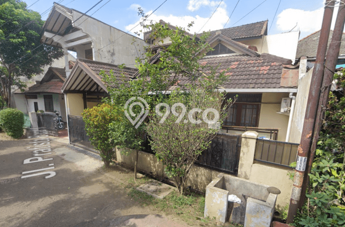 Rumah Area Strategis kawasan Antapani, Bandung, LT 132m2m² Bangunan 100m2m² Rumah Area Strategis kawasan Antapani, Bandung, LT 132m2m² Bangunan 100m2m²