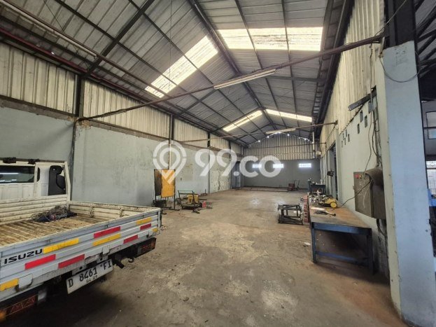 Gudang Bagus Dijual LB 421m2 Lokasi Strategis Bandung Area Cocok untuk Berbisnis Gudang Bagus Dijual LB 421m2 Lokasi Strategis Bandung Area Cocok untuk Berbisnis