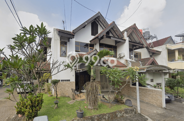 HARGA SPESIAL! Rumah di Batununggal, Bandung, Luas 160m2m² LB 245m2m² HARGA NEGO! HARGA SPESIAL! Rumah di Batununggal, Bandung, Luas 160m2m² LB 245m2m² HARGA NEGO!